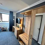 Garni Am Obsthof - Altes Land 3*