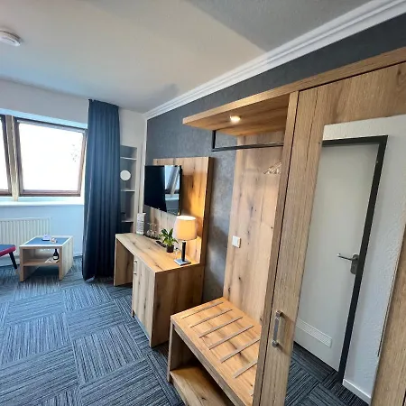 Garni Am Obsthof - Altes Land 3*