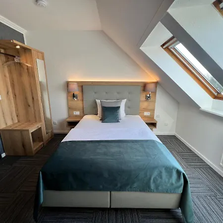 호텔 Garni Am Obsthof - Altes Land 3*
