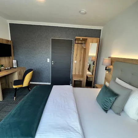 Hotel Garni Am Obsthof - Altes Land 3*