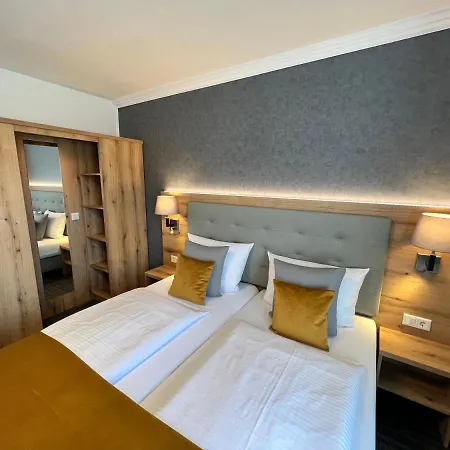 Garni Am Obsthof - Altes Land 3*