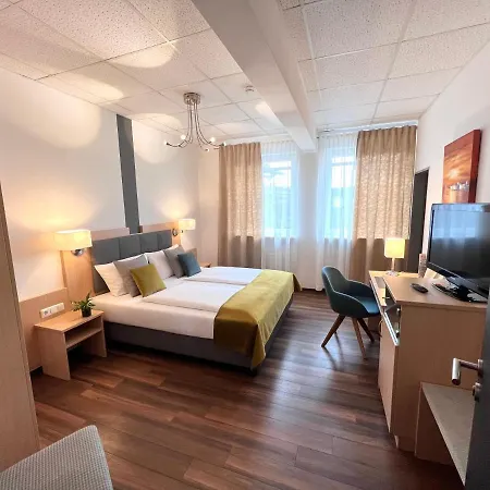 Hotel Garni Am Obsthof - Altes Land 3*